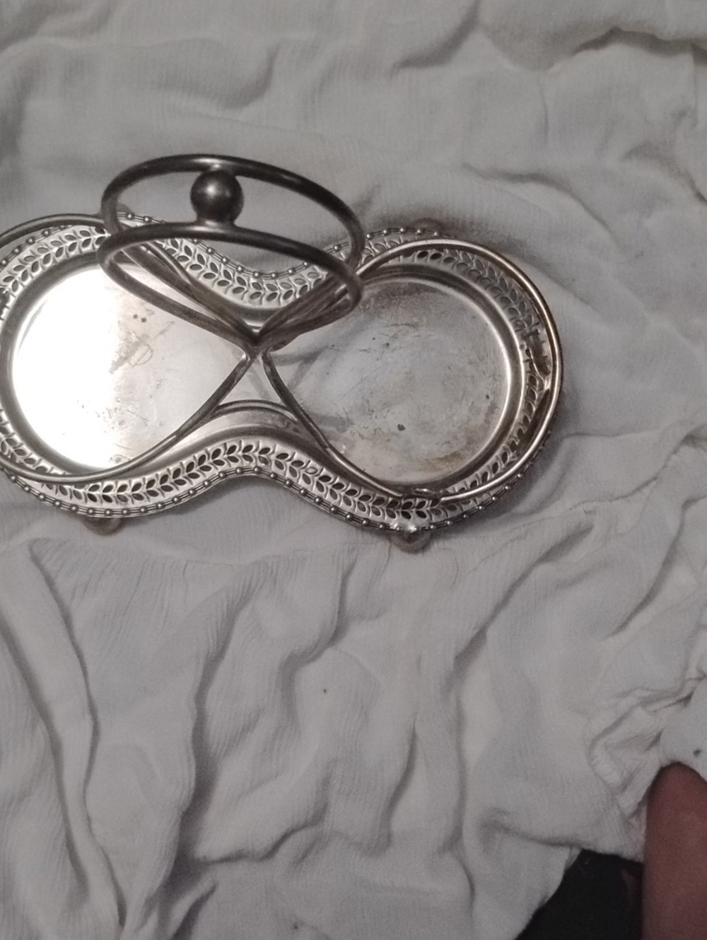 Silver-Tone Double Dish Organizer with Center Handle